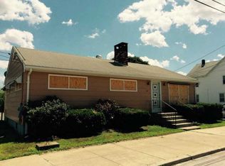 26 Shawmut Ave, Central Falls, RI 02863