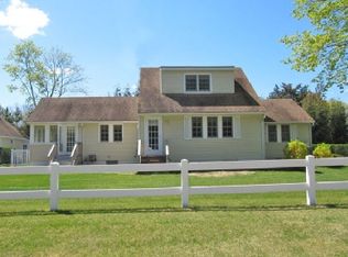 6 Cove Rd, Southampton, NY 11968