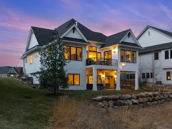 7070 Highland Ct, Eden Prairie, MN 55346