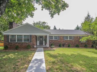 1404 W Ray Ave, Maryville, TN 37803