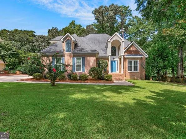106 Fairways Dr, Warner Robins, GA 31088