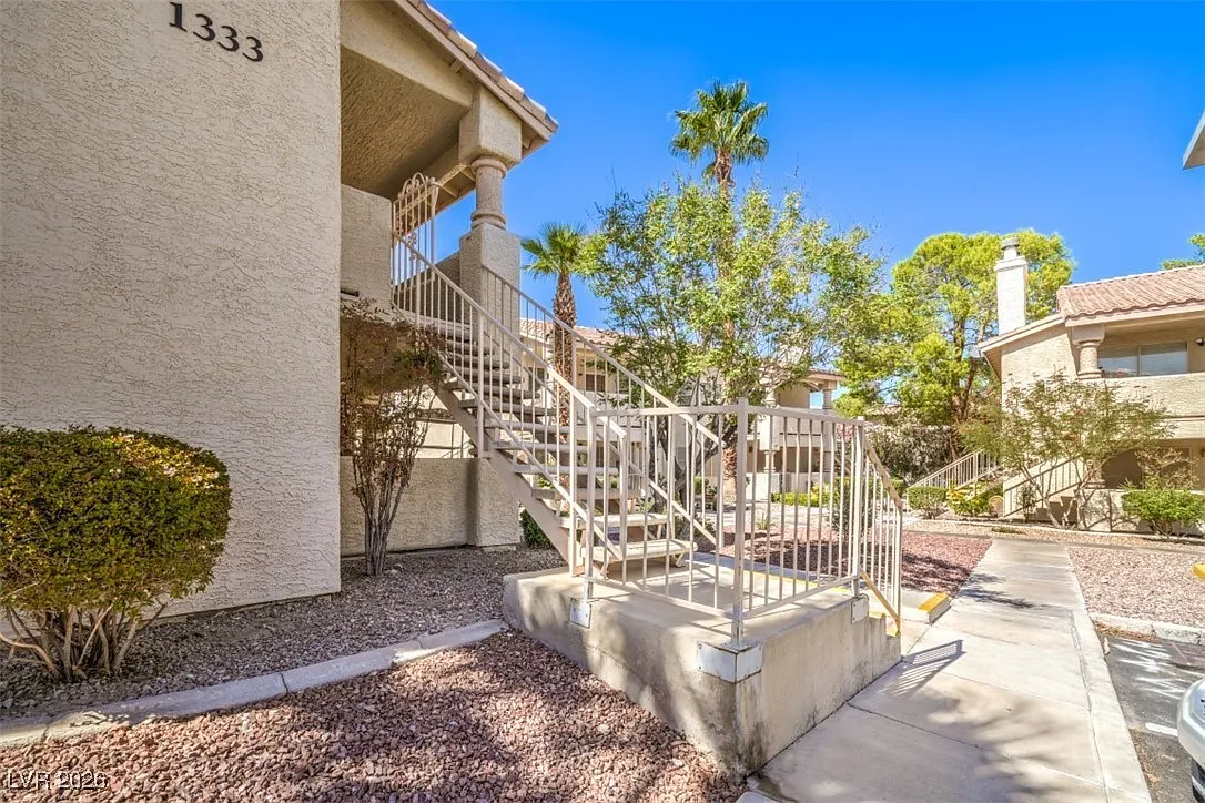 Building Photo - 1333 Pinto Rock Ln #202