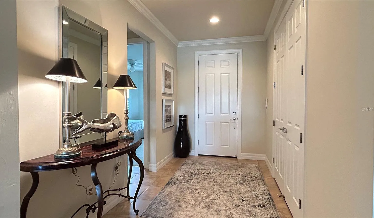 3 bed, 2489 sqft, $7,000 — Photo 3