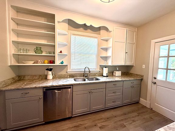 2nd image of 2501 Irisdale Ave #1