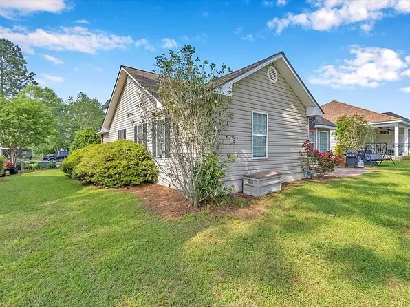 12 Creekside Way SE, Moultrie, GA 31788