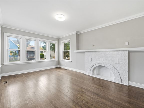 4th image of 6318 S Fairfield Ave