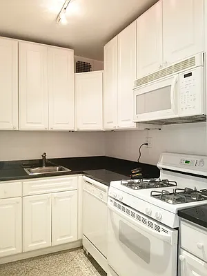 Rented by Keller Williams NYC | media 13
