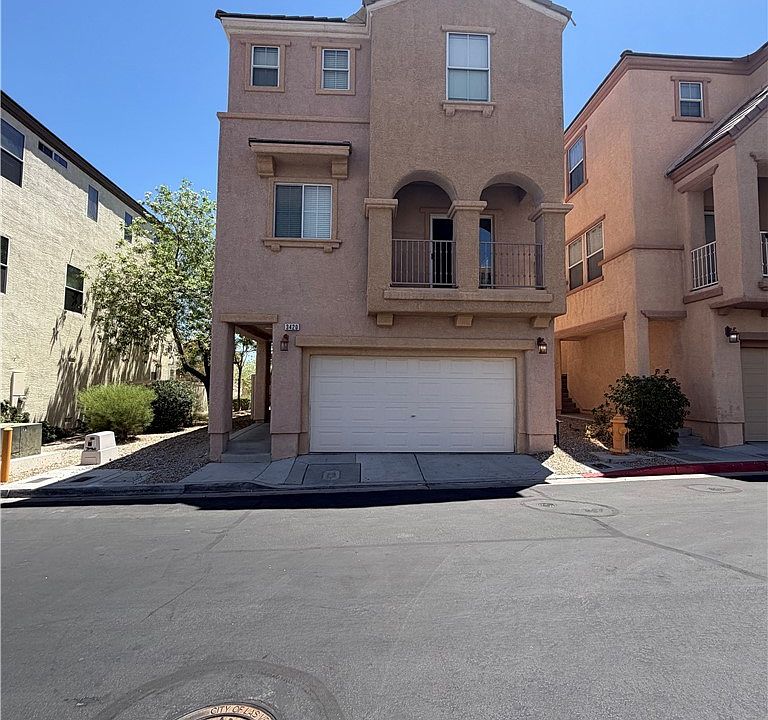 1st image of 3420 Balanced Rock St