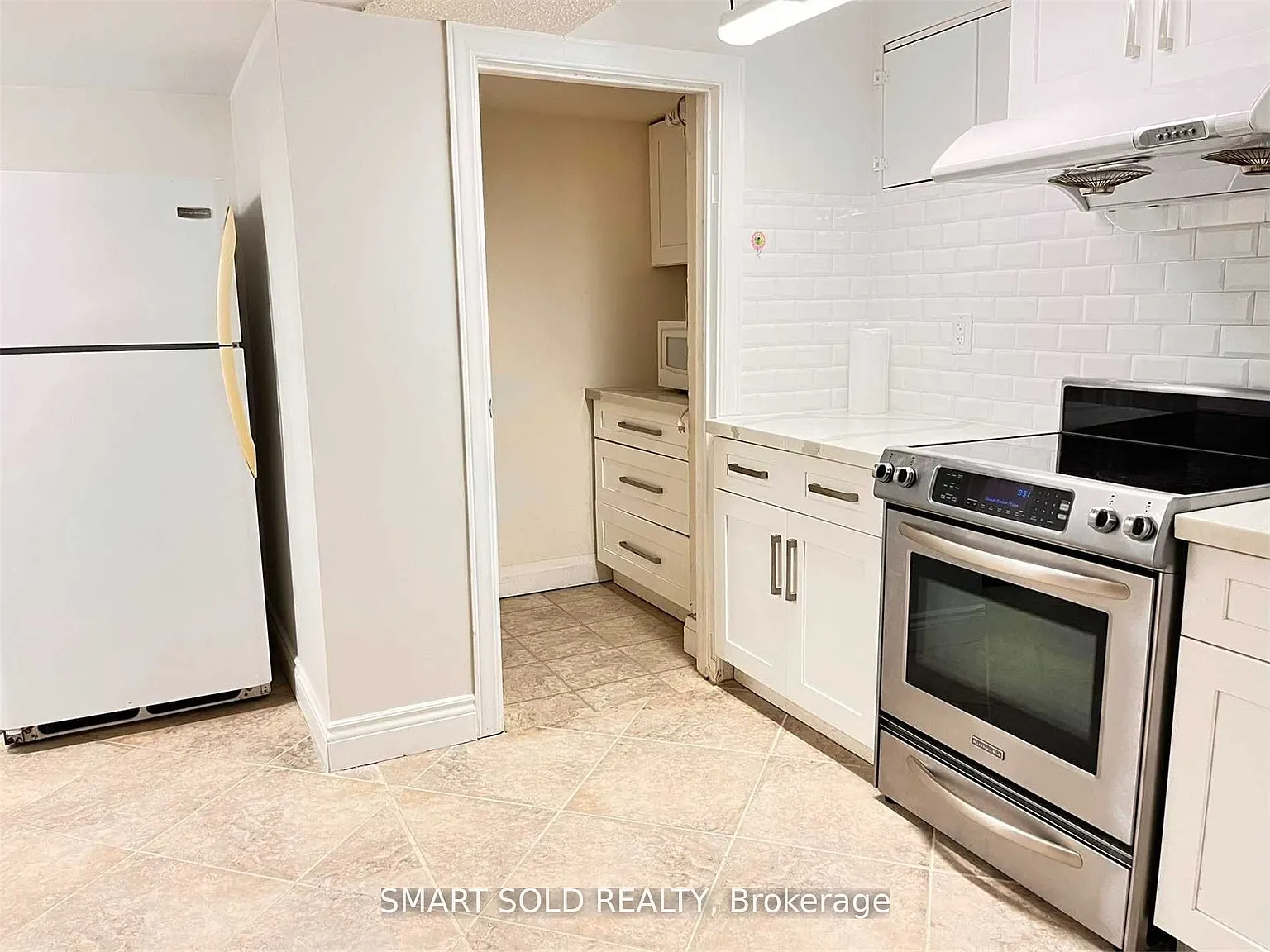 3 bed, $2,250 — Photo 2