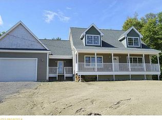 3 Graystone Dr, Casco, ME 04015