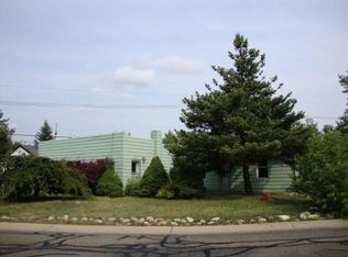 2600 Shimmons Rd, Auburn Hills, MI 48326