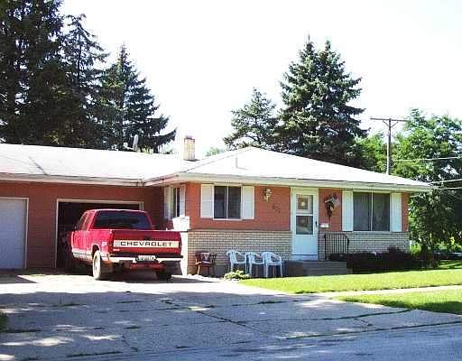 1st image of 160 N Pleasant Dr