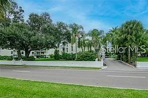 3325 Bayshore Blvd #B33