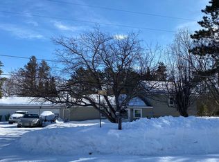 2002 Soldiers Ln, Grand Rapids, MN 55744