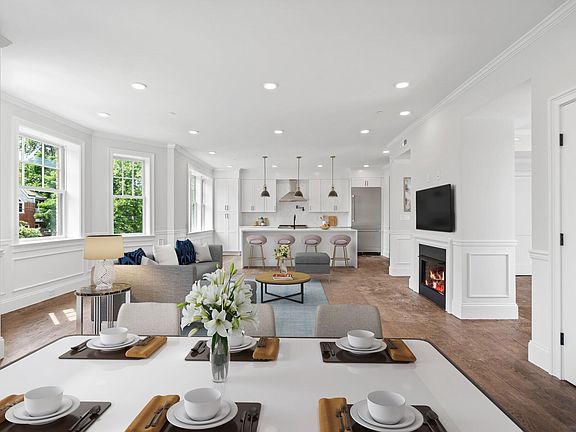 3rd image of 127 Longwood Ave #2