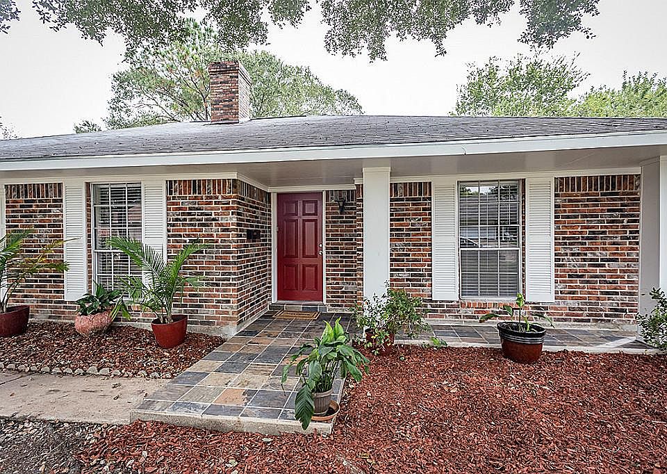 1st image of 2311 Francis Dr