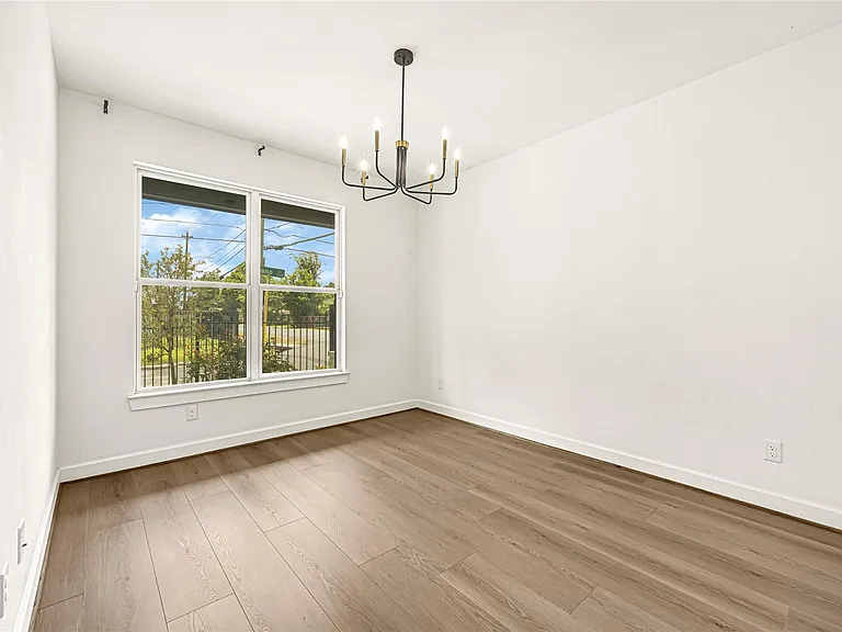 3613 Gano St — Photo 15