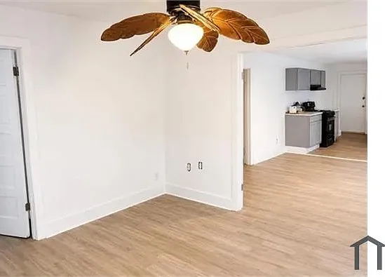 2925 S Chester St — Photo 7
