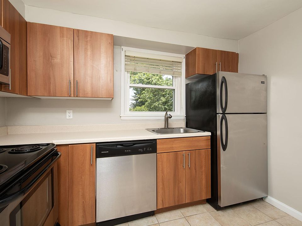 Oak Gardens Apartments 355 North St Doylestown PA Zillow