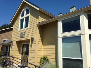 3819 130th Ln SE APT E1, Bellevue, WA 98006