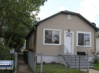 422 Chase Ave, Joliet, IL 60432