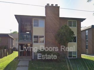660 S 20th St #1, Lincoln, NE 68510