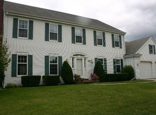 N108W7365 Balfour St, Cedarburg, WI 53012
