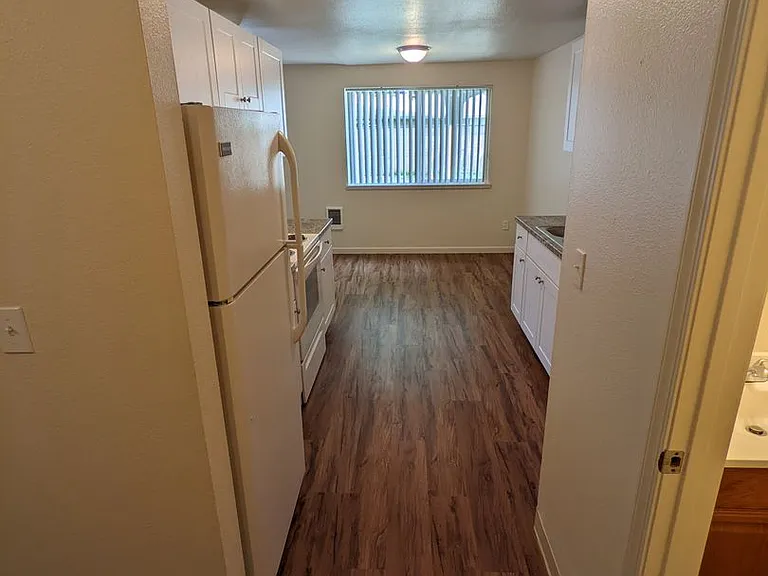 7815 NE 117th Ave — Photo 13