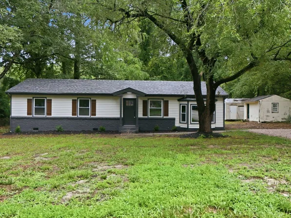 1209 Damascus Dr, Wendell, NC 27591