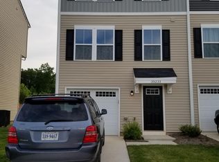 35233 Sara Ct, Locust Grove, VA 22508