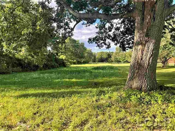 3000 Hunt Rd, Adrian, MI 49221