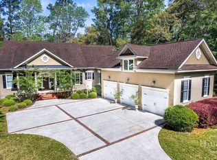 4 Perriwinkle Ln, Savannah, GA 31411