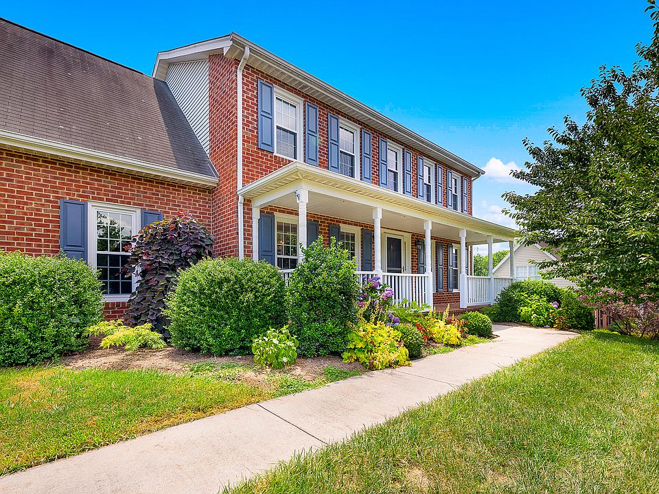 1st image of 36 Apple Blossom Cir