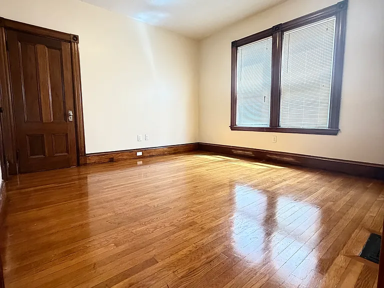9 Corwin St #9 — Photo 4