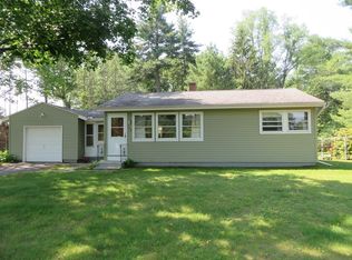 148 Petty Plain Rd, Greenfield, MA 01301