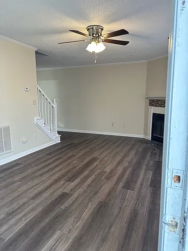1119 Grovemont Dr #J6 Photo 1 1119 Grovemont Dr #J6 Photo 1