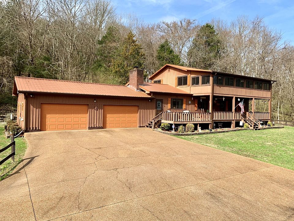 1st image of 126 Spalding Bell Ln