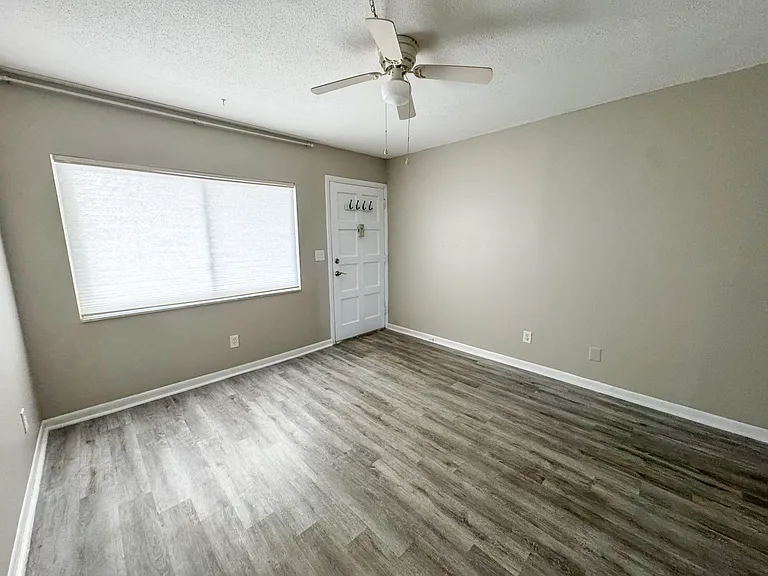 1235 S Highland Ave #F-702 — Photo 6