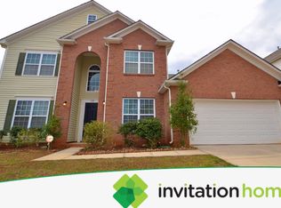 3428 Daniel Place Dr, Charlotte, NC 28213