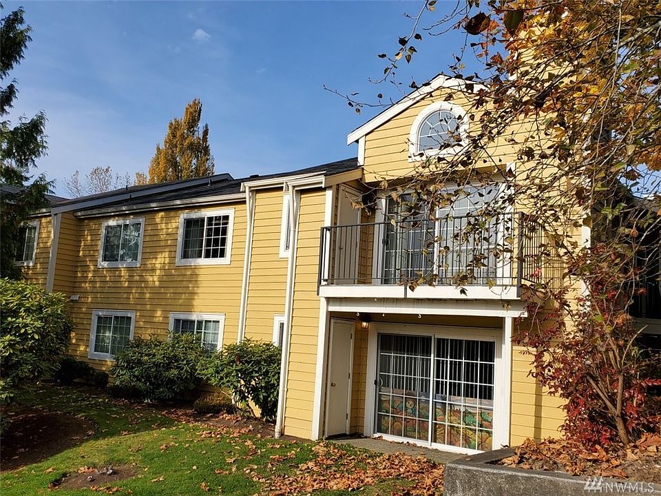 1st image of 2613 S 272nd St #18