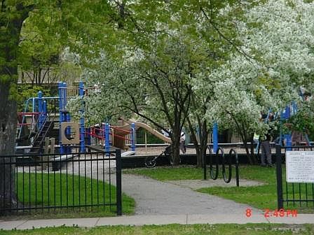 3rd image of 1317-1325 W Touhy Ave