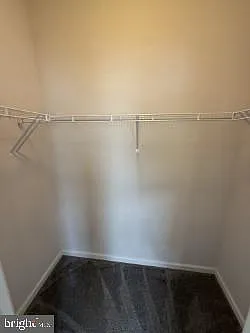 240 Parkland Dr — Photo 28