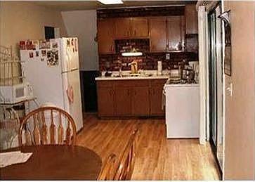 3rd image of 10080 Delemonte Blvd