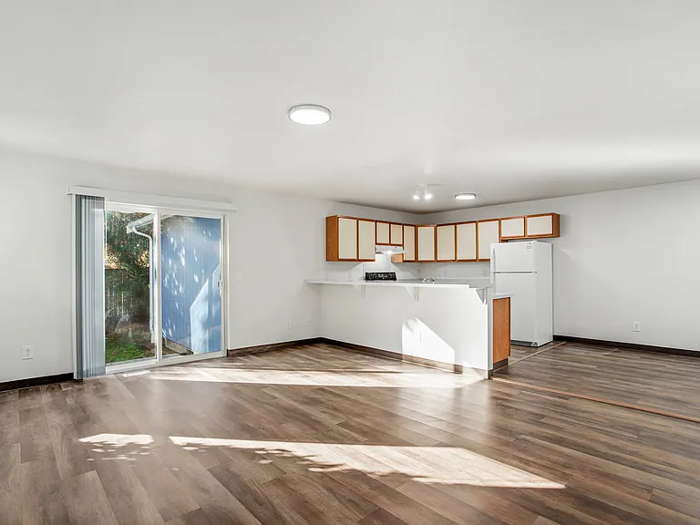 Kinwood Townhomes — Photo 13