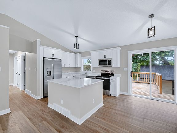 5th image of 8642 Sunny Hill Dr