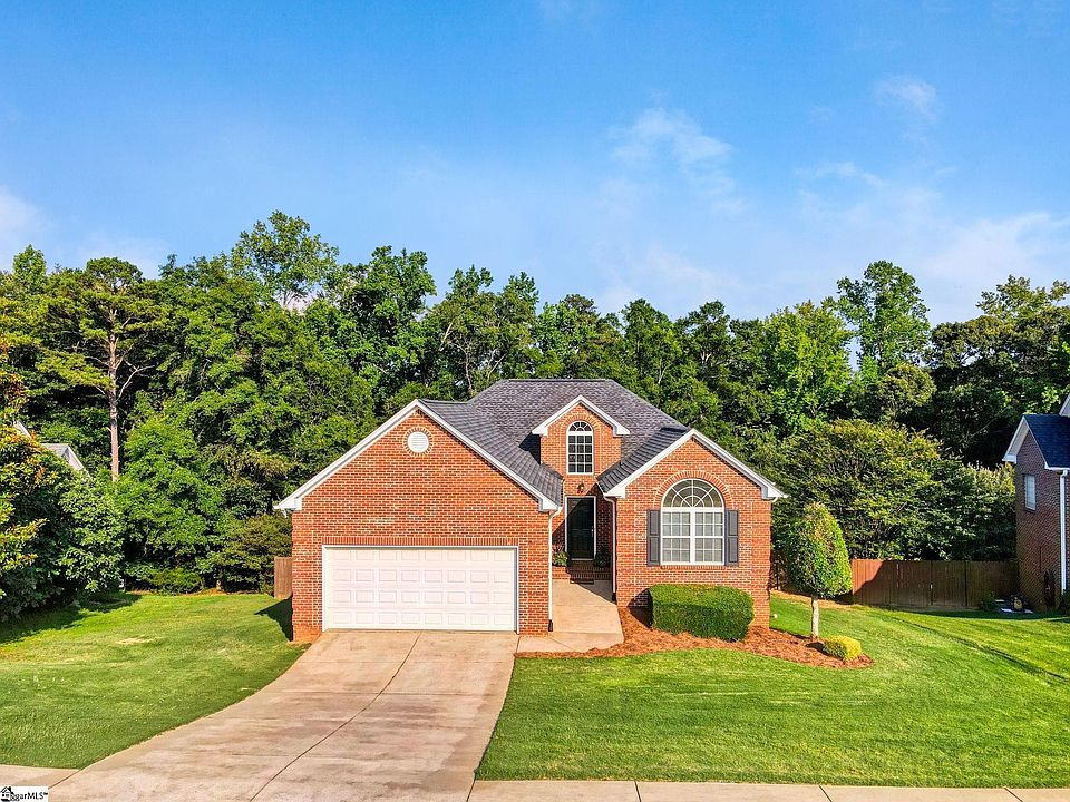 1st image of 269 Glen Crest Dr