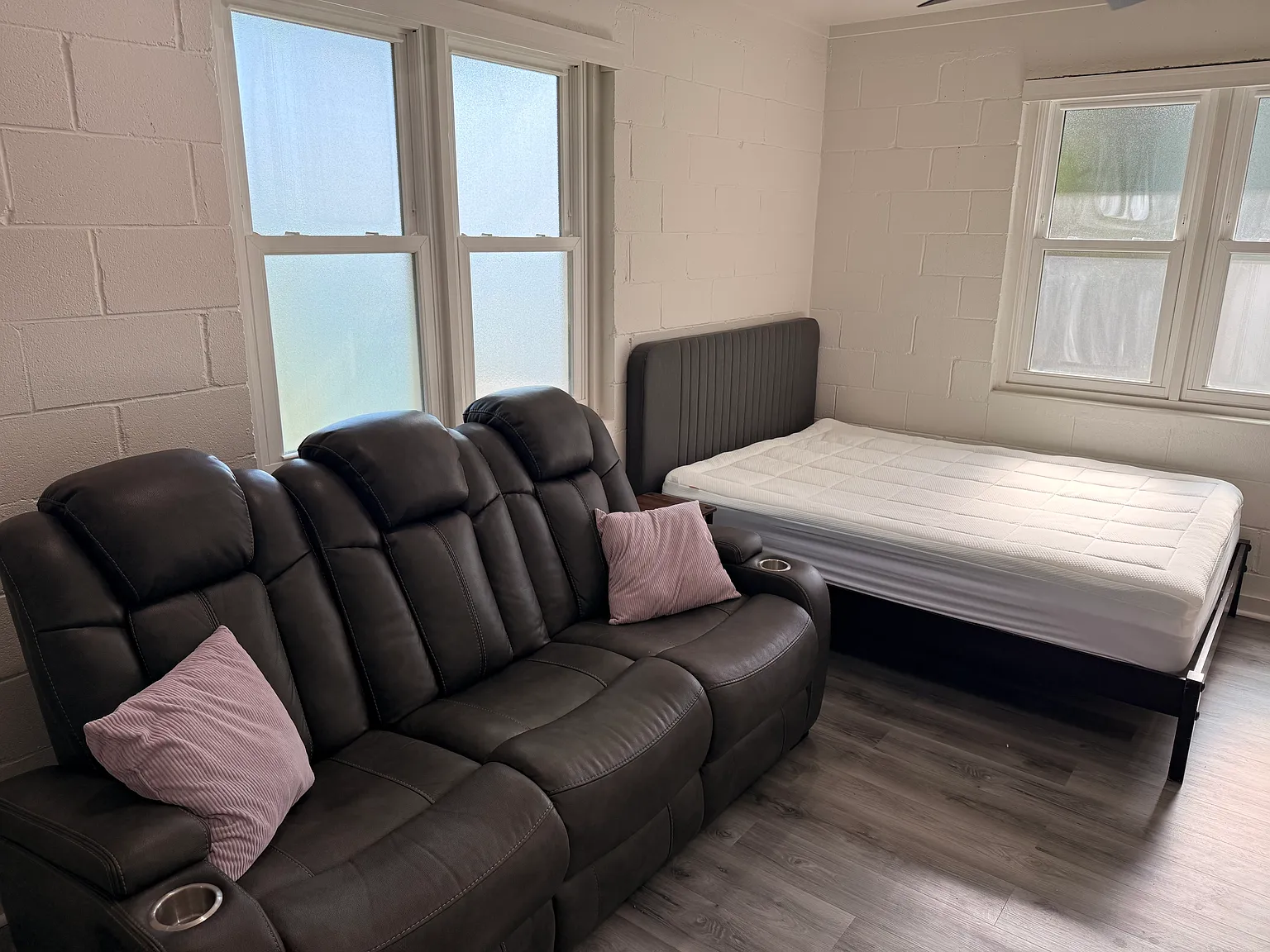 Studio, 400 sqft, $1,500 — Photo 4