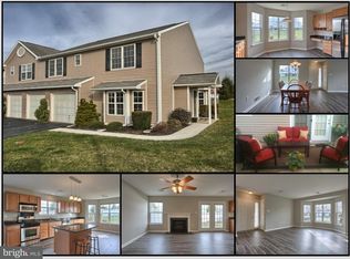 150 Merlin Dr, Hummelstown, PA 17036