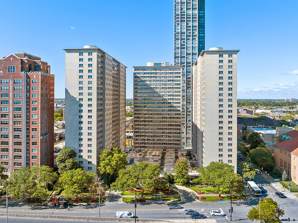 1st image of 3950 N Lake Shore Dr APT 1516