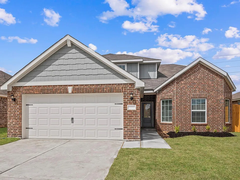 15646 Honey Cove Dr